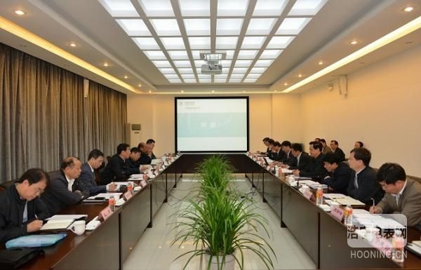 人社部副部長王曉初蒞臨許繼集團調研