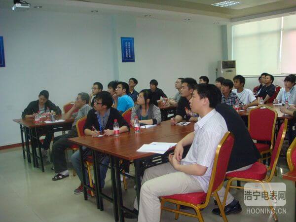 “PIC芯片原理與基礎”專題培訓