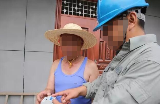 家里電表下有個救命按鈕 隔段時間按按 關鍵時刻能救命